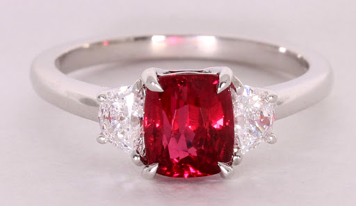 Jewelry Repair Service «6th Avenue Jewelers», reviews and photos, 2060 6th Ave, Vero Beach, FL 32960, USA