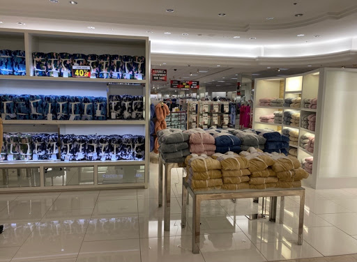 Department Store «Lord & Taylor», reviews and photos, 158 Walt Whitman Rd, Huntington Station, NY 11746, USA