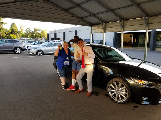 Mazda Dealer «Power Mazda», reviews and photos, 3230 Market St NE, Salem, OR 97301, USA