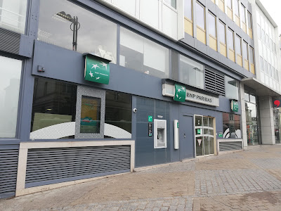 BNP Paribas - Issy Les Moulineaux Mairie à Issy-les-Moulineaux