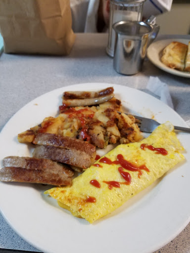 Donut Shop «Kingsbridge Donut Shop», reviews and photos, 249 W 231st St, Bronx, NY 10463, USA