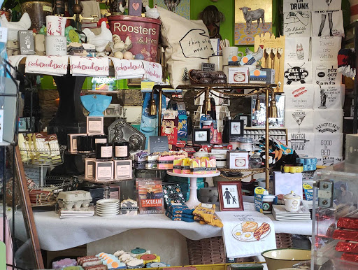 Gift Shop «Cockadoodledoo Gifts of Bryn Mawr», reviews and photos, 403 Cedar Lake Rd S, Minneapolis, MN 55405, USA