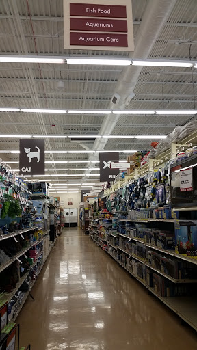 Pet Supply Store «Pet Supplies Plus», reviews and photos, 2789 W Market St, Fairlawn, OH 44333, USA