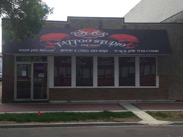 S & S Custom Tattoo Studio