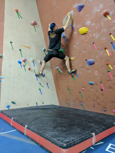 Rock Climbing Gym «Philadelphia Rock Gym - East Falls», reviews and photos, 3500 Scotts Ln B-3, Philadelphia, PA 19129, USA