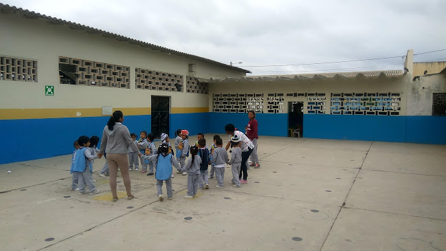 Opiniones de Unidad Educativa Carlos Espinoza Larrea en Salinas - Escuela