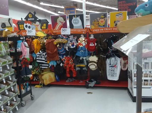 Pet Supply Store «Petco Animal Supplies», reviews and photos, 4491 Kirkwood Hwy, Wilmington, DE 19808, USA