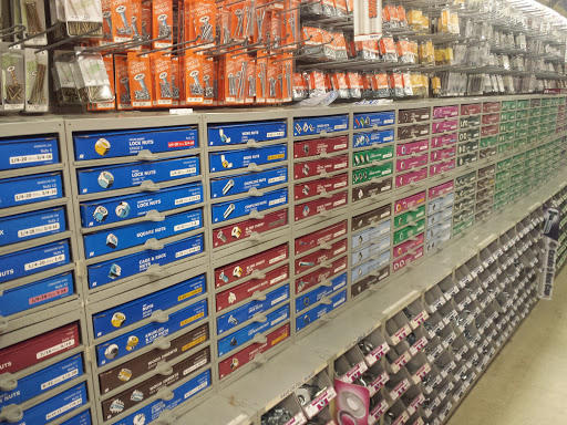 Hardware Store «Phelps Do it Best Hardware», reviews and photos, 5203 Elzie Rd, Louisville, KY 40258, USA