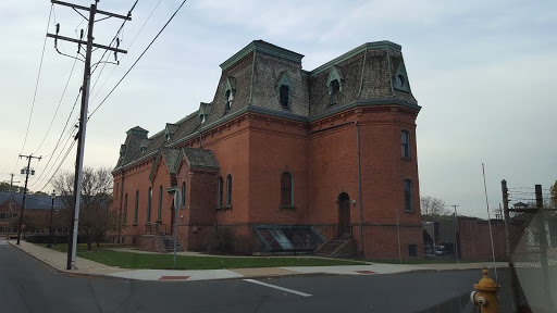 Performing Arts Theater «Little Theatre of Manchester at Cheney Hall», reviews and photos, 177 Hartford Rd, Manchester, CT 06040, USA