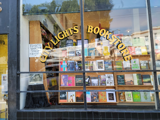 Book Store «City Lights Booksellers & Publishers», reviews and photos, 261 Columbus Ave, San Francisco, CA 94133, USA