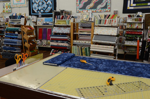 Quilt Shop «The Pickett Fence», reviews and photos, 100 W Blackhawk Ave, Prairie du Chien, WI 53821, USA