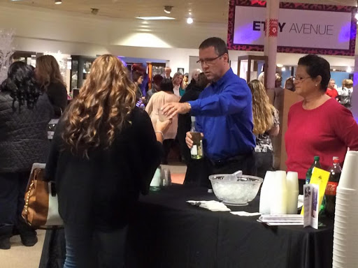 Liquor Store «Ideal Party Store», reviews and photos, 401 Salzburg Ave, Bay City, MI 48706, USA