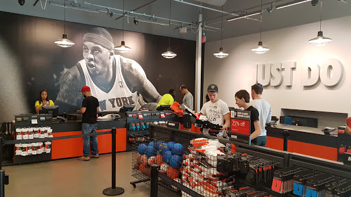 Outlet Mall «The Outlets at Bergen Town Center», reviews and photos, 1 Bergen Town Center, Paramus, NJ 07652, USA