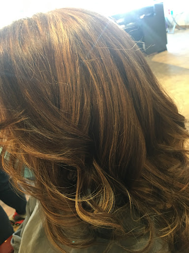 Hair Salon «Heads Up Hair Salon», reviews and photos, 7636 S Westnedge Ave, Portage, MI 49002, USA