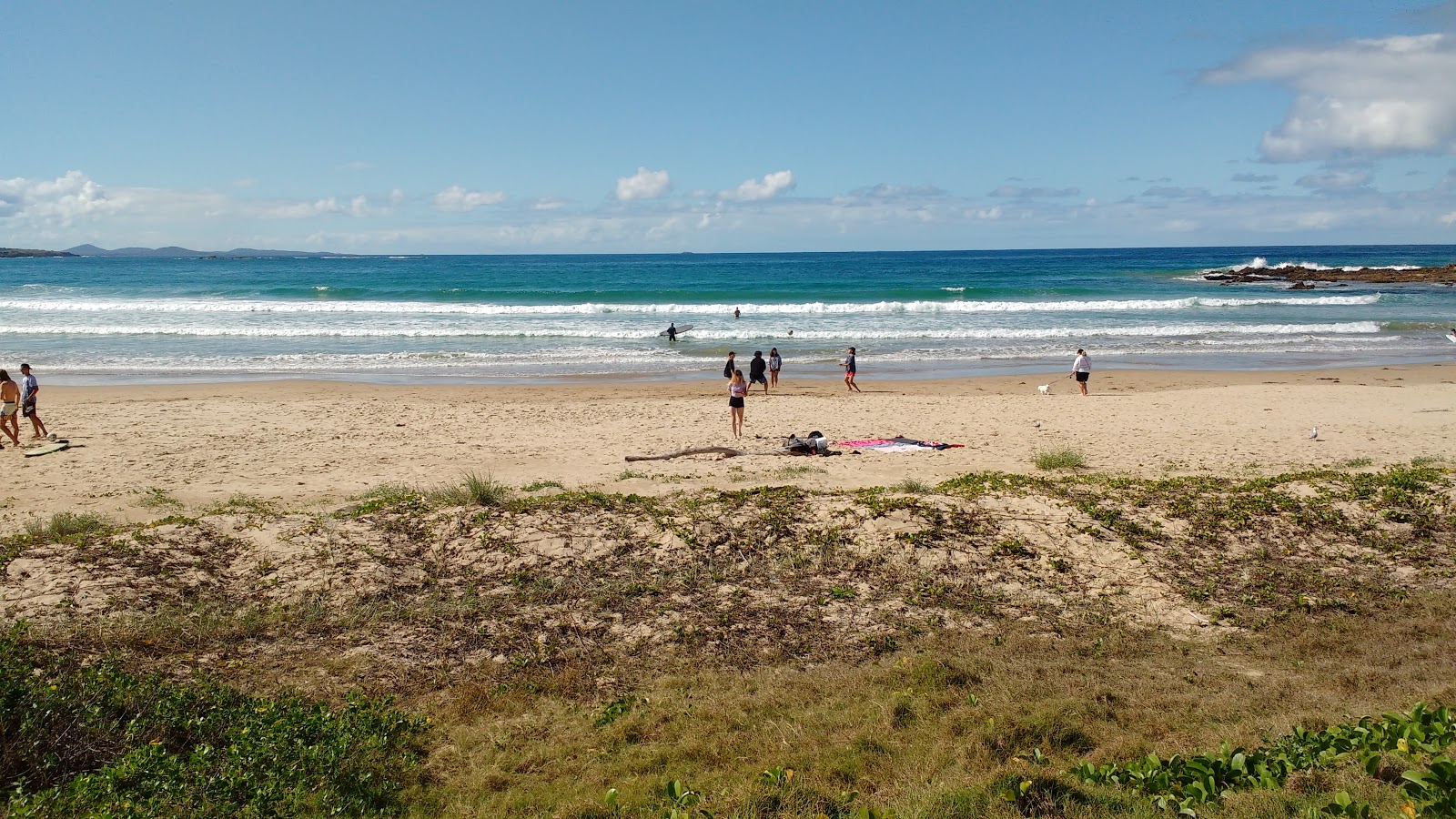 Photo of Woolgoolga Beach surrounded by mountains