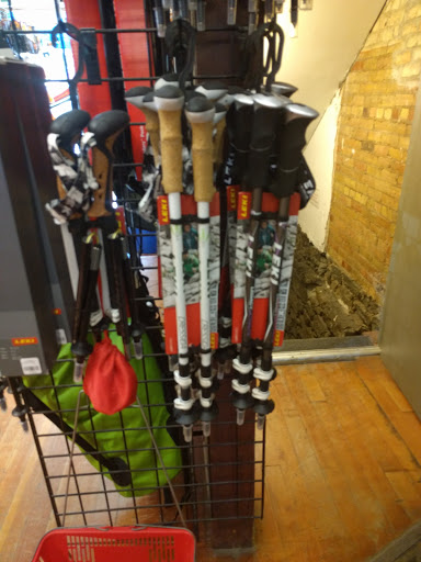 Sporting Goods Store «Midwest Mountaineering», reviews and photos, 309 Cedar Ave S, Minneapolis, MN 55454, USA