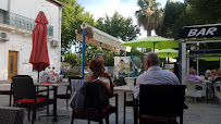 Atmosphère du Restaurant Café des Bains. à Balaruc-les-Bains - n°1