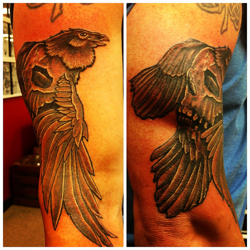 Tattoo Shop «Patriotic Pain Tattoo & Body Piercing», reviews and photos, 5658 William Penn Hwy, Murrysville, PA 15668, USA