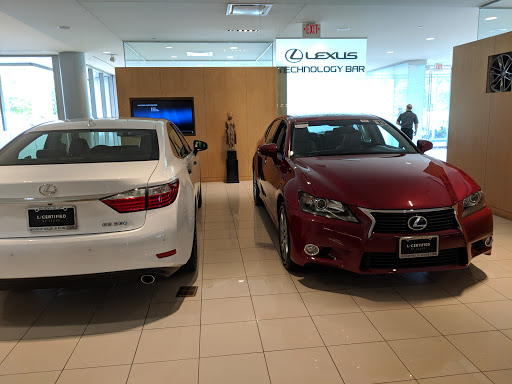 Lexus Dealer «Woodfield Lexus», reviews and photos, 350 E Golf Rd, Schaumburg, IL 60173, USA