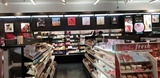Cosmetics Store «SEPHORA», reviews and photos, 55 Parsonage Rd, Edison, NJ 08837, USA