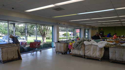 Outlet Store «Goodwill Ocala Outlet Store», reviews and photos, 2920 W Silver Springs Blvd, Ocala, FL 34475, USA