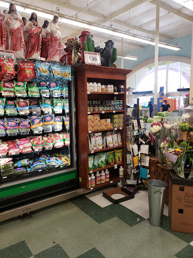 Mexican Grocery Store «Mi Pueblo Food Center», reviews and photos, 330 Bellam Blvd, San Rafael, CA 94901, USA