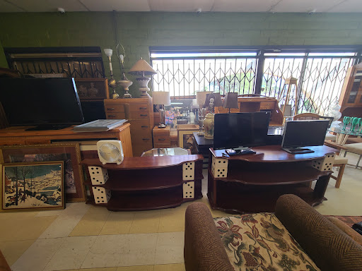 Thrift Store «House of Bargains Thrift Store», reviews and photos, 4000 W Sahara Ave, Las Vegas, NV 89102, USA