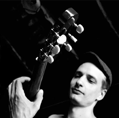 Gabor Csongradi - Guitar and Music Education