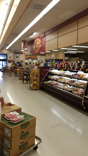 Grocery Store «Fred Meyer», reviews and photos, 2855 Broadway St NE, Salem, OR 97303, USA
