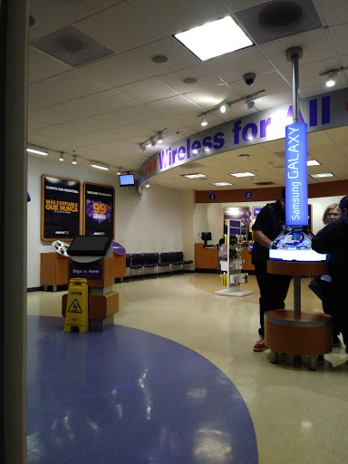 Cell Phone Store «MetroPCS Corporate Store», reviews and photos, 68 Rio Rancho Rd, Pomona, CA 91766, USA