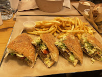 Sandwich au poulet du Restaurant libanais La Sandwicherie Libanaise à Lille - n°1