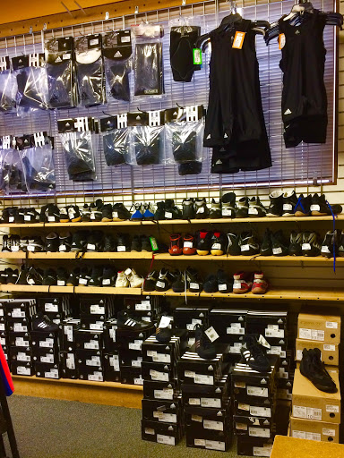 Sporting Goods Store «Play It Again Sports», reviews and photos, 1422 NW 9th St, Corvallis, OR 97330, USA