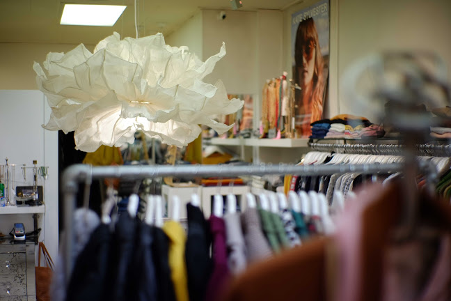 Reviews of Labels Designer Clothing Ltd in Invercargill - Shop