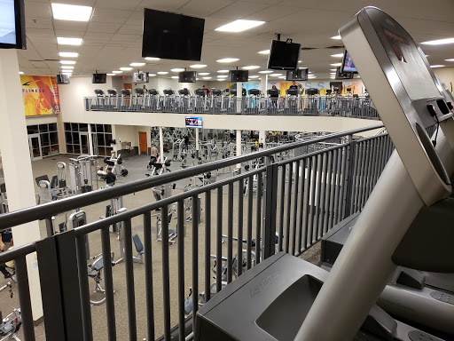 Gym «LA Fitness», reviews and photos, 452 Lakehurst Rd, Waukegan, IL 60085, USA