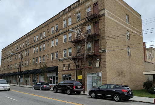 Beauty Salon «A Mirage Beauty Salon», reviews and photos, 1016 E McMillan St, Cincinnati, OH 45206, USA