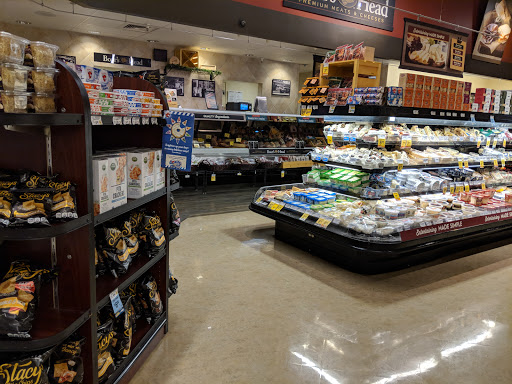 Grocery Store «Safeway», reviews and photos, 555 E Calaveras Blvd, Milpitas, CA 95035, USA