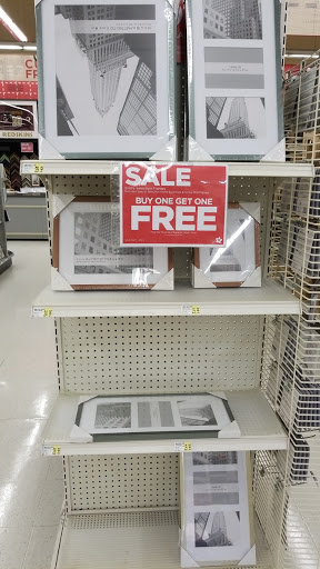 Craft Store «A.C. Moore Arts and Crafts», reviews and photos, 5800 Crossroads Cir, Falls Church, VA 22041, USA