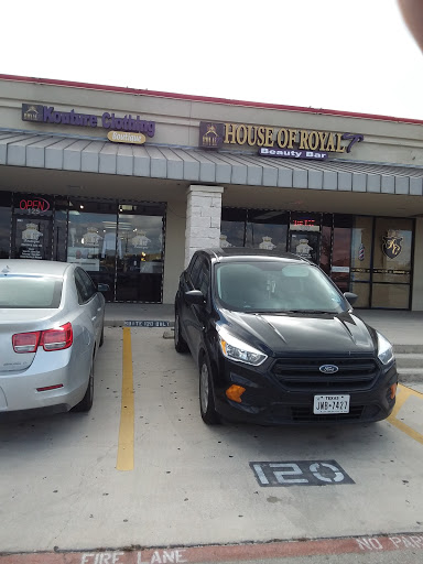 Beauty Salon «House of RoyalT Beauty bar & Boutique», reviews and photos, 7654 W Farm to Market Rd 78 #120, San Antonio, TX 78244, USA