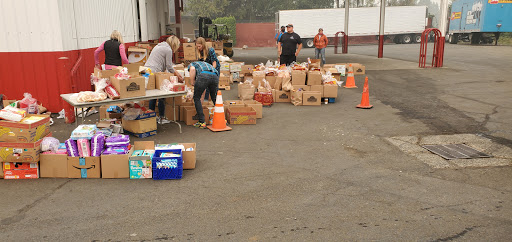 Tire Shop «Les Schwab Tire Center», reviews and photos, 37895 US-26, Sandy, OR 97055, USA