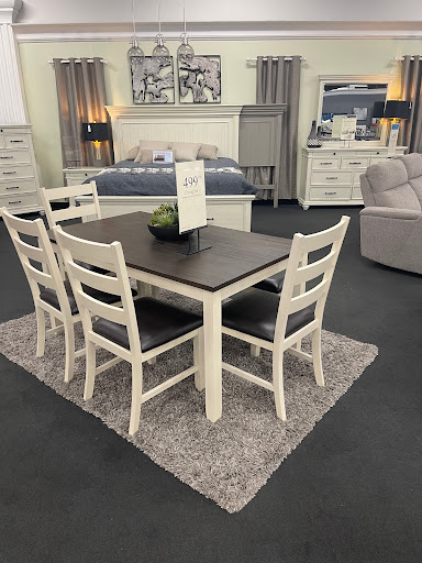 Furniture Store «Mor Furniture for Less», reviews and photos, 5156 N Blackstone Ave, Fresno, CA 93710, USA