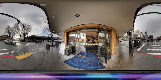 Jewelry Store «Lake Street Diamond Co», reviews and photos, 106 Lake St S, Kirkland, WA 98033, USA