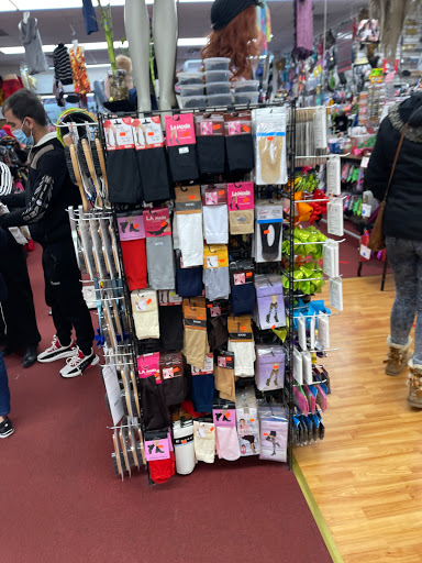 Shoe Store «Lizzys Shoes», reviews and photos, 4930 Schaefer Rd, Dearborn, MI 48126, USA