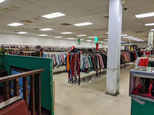 Thrift Store «Smyrna Thrift Store», reviews and photos, 3150 S Cobb Dr SE, Smyrna, GA 30080, USA