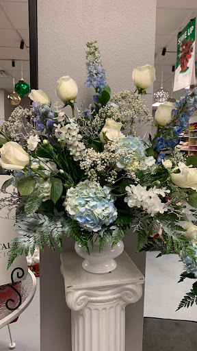 Florist «Pretty Petals Floral Boutique», reviews and photos, 2932 Hillcrest Dr, San Antonio, TX 78201, USA
