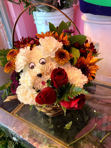 Florist «Genesis Flower And Gift Shop», reviews and photos, 1801 N Garey Ave, Pomona, CA 91767, USA
