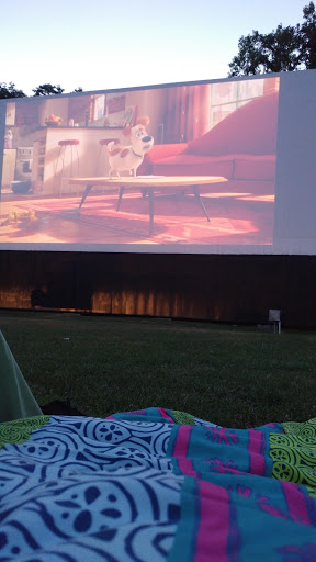 Drive-in Movie Theater «Overlook Drive-In Theatre», reviews and photos, 126 De Garmo Rd, Poughkeepsie, NY 12601, USA