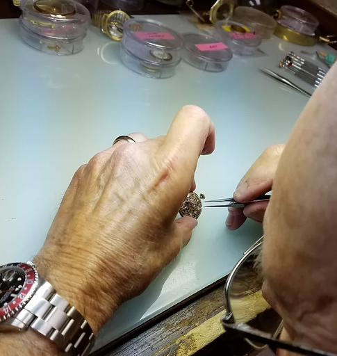 Jewelry Repair Service «Keva Jewelers», reviews and photos, 5488 Dixie Hwy, Fairfield, OH 45014, USA