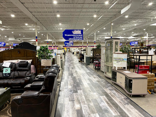 Furniture Store «American Furniture Warehouse», reviews and photos, 3900 W Gate City Blvd, Greensboro, NC 27407, USA