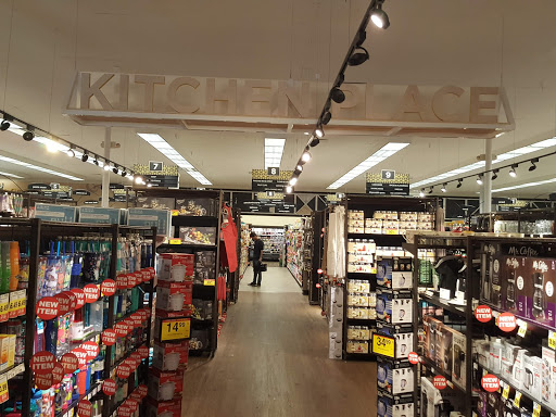 Shopping Mall «La Jolla Village Square», reviews and photos, 8657 Villa La Jolla Dr, La Jolla, CA 92037, USA