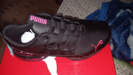 Shoe Store «PUMA», reviews and photos, 3939 S Interstate Hwy 35 #790, San Marcos, TX 78666, USA